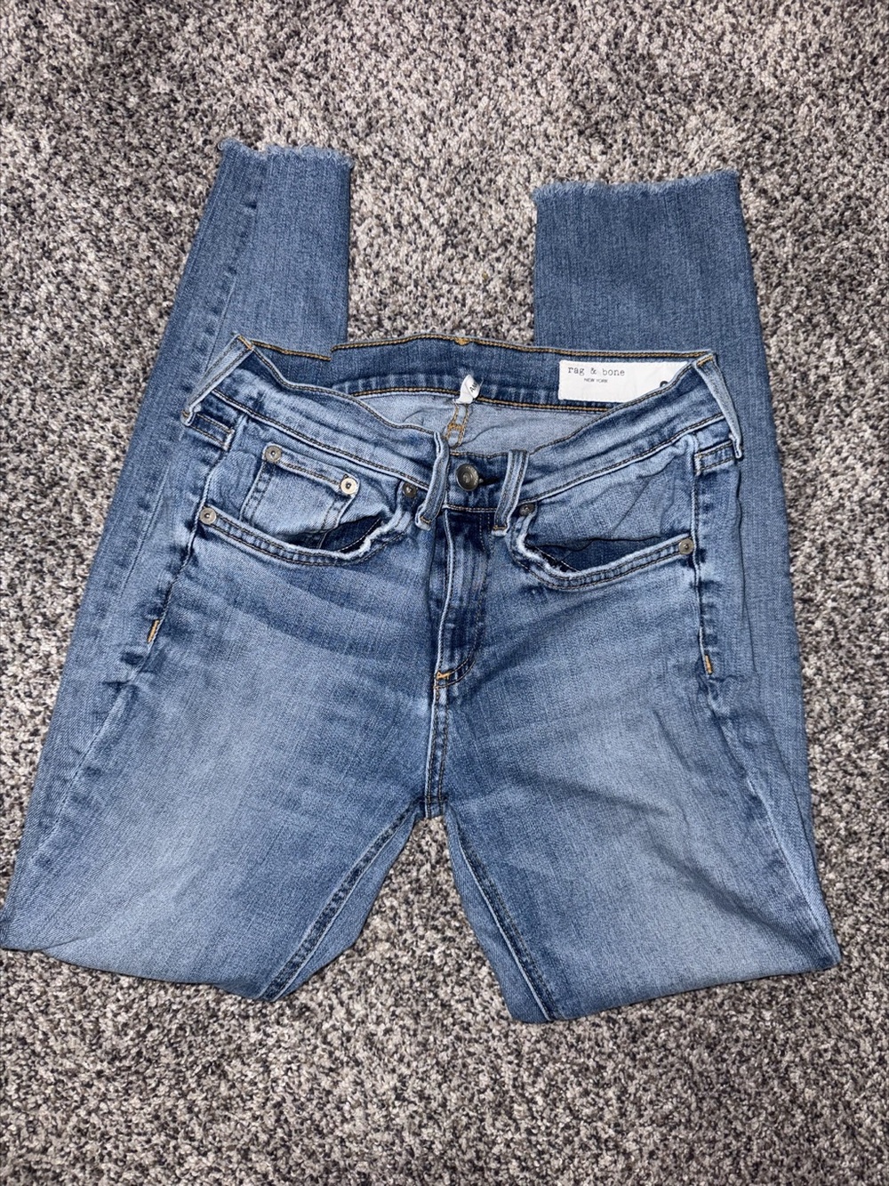 Rag & bone Ellerly Ankle Skinny Raw Hem Jeans Size 26